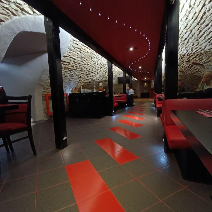 Parks and entertainment for families in Madrid, Spain